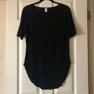 Old Navy // long black luxe tee (S)